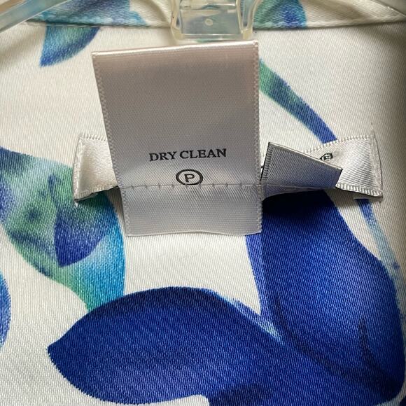 Coldwater Creek Long Sleeve Button Up Light Jacket, White w/Blue Floral, Size XS - Picture 5 of 9